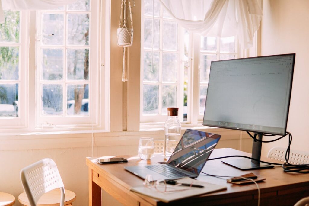 jeu-a-qui-appartient-ce-bureau