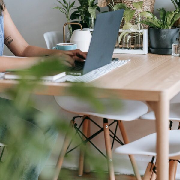 meilleurs-ordinateurs-portables-teletravail