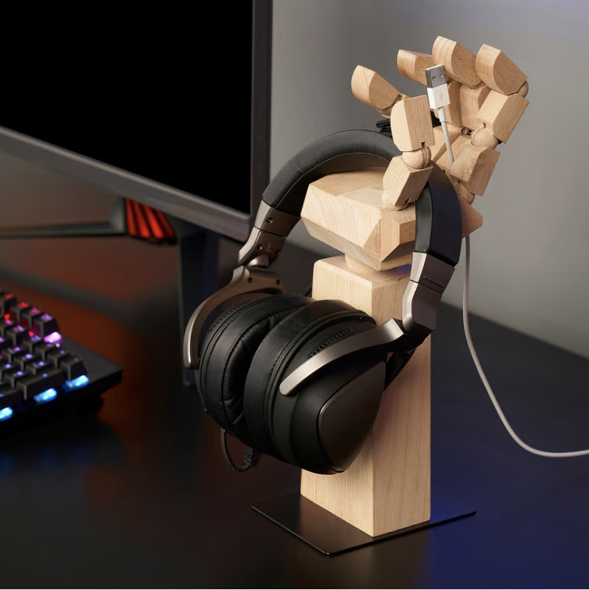 ikea-support-casque-main-articulee-sur-bureau